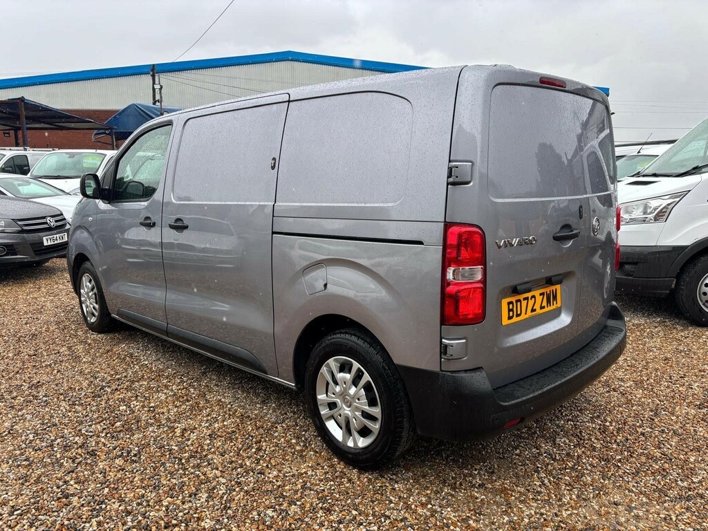 Vauxhall Vivaro Vivaro F2700 Dynamic Ss White #47