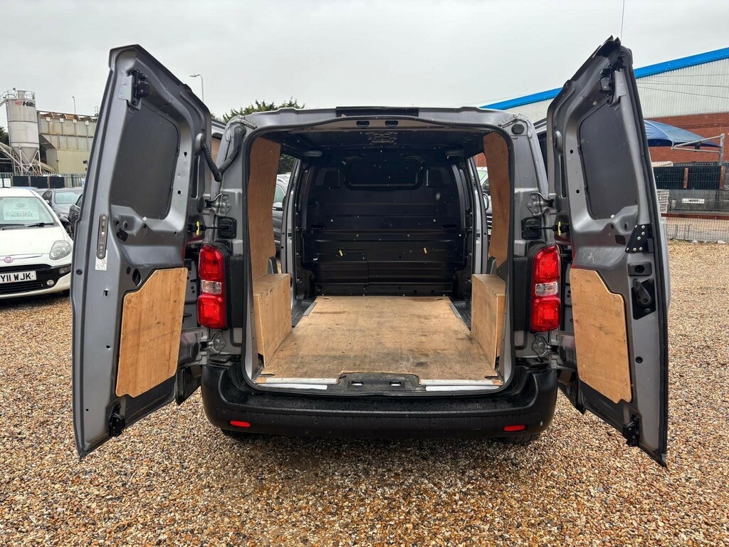 Vauxhall Vivaro Vivaro F2700 Dynamic Ss White #7