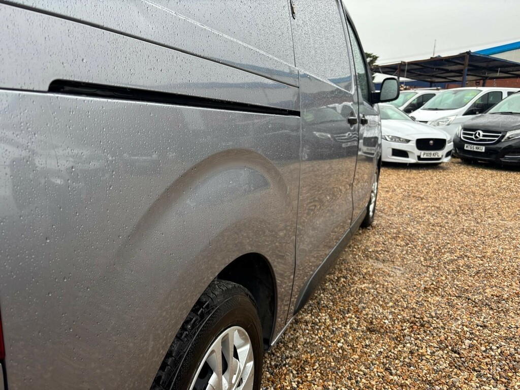 Vauxhall Vivaro Vivaro F2700 Dynamic Ss White #44