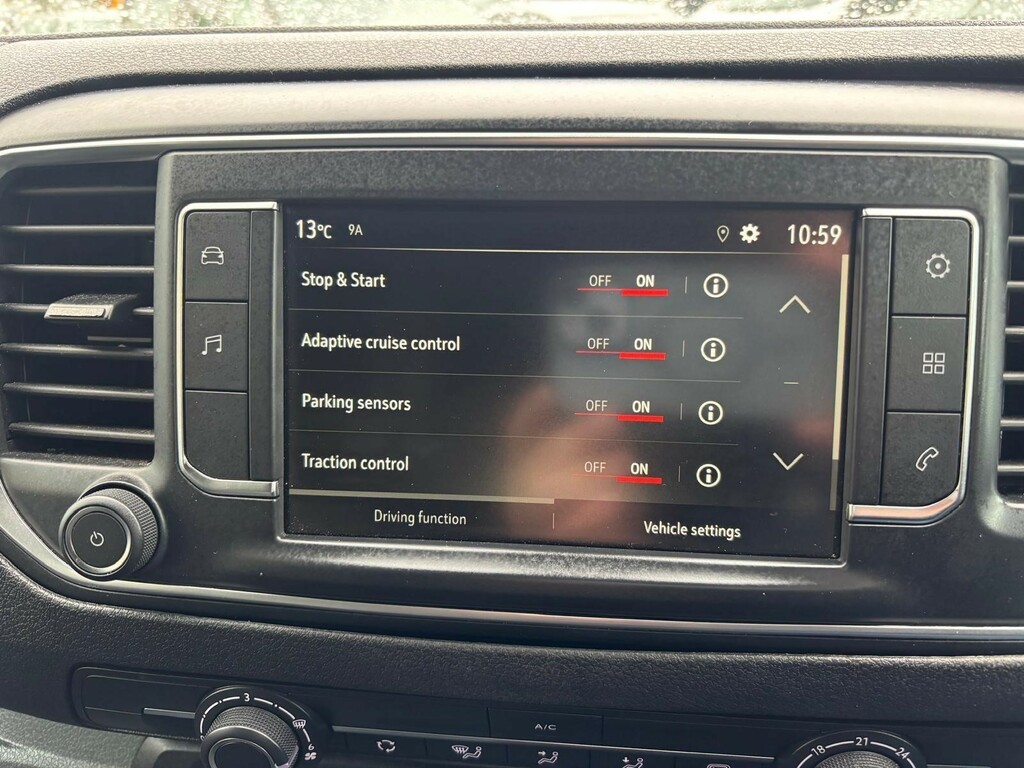Vauxhall Vivaro Vivaro F2700 Dynamic Ss White #32