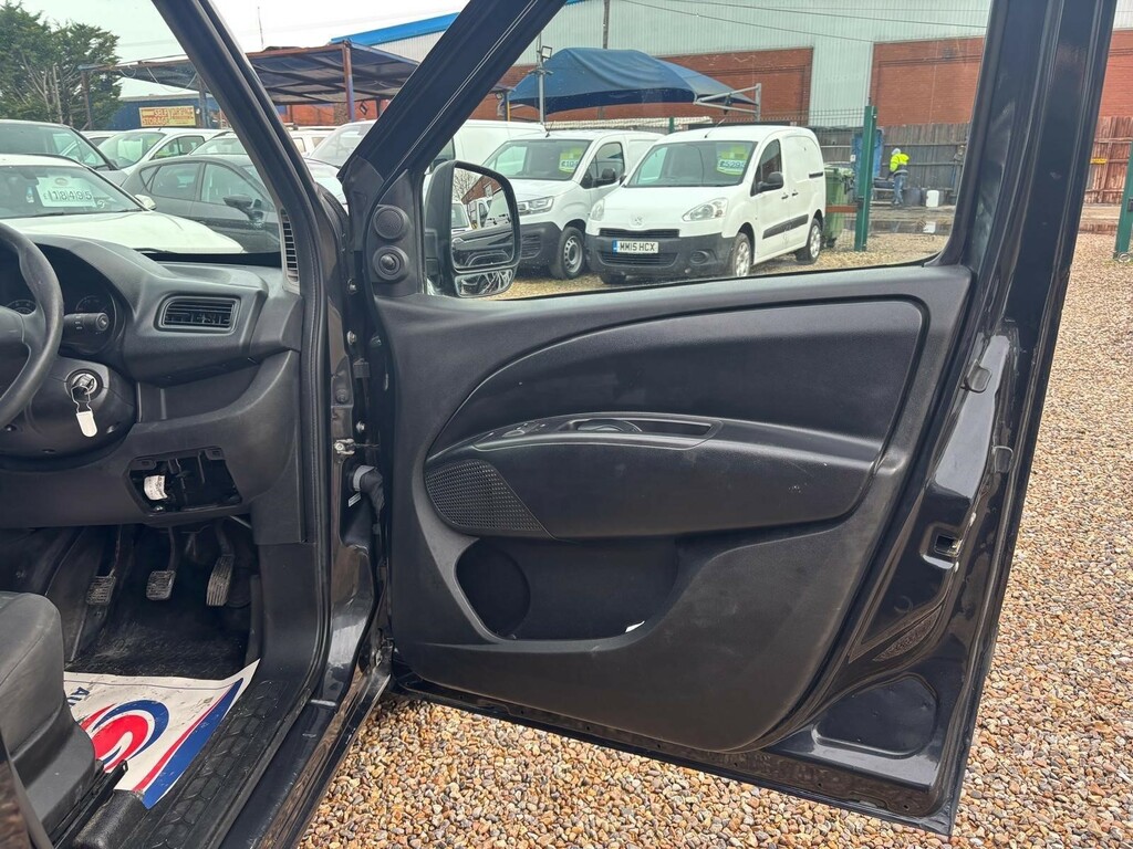 Vauxhall Combo 1.6 Cdti 2300 16V Panel Van L2 H1 Ss #28