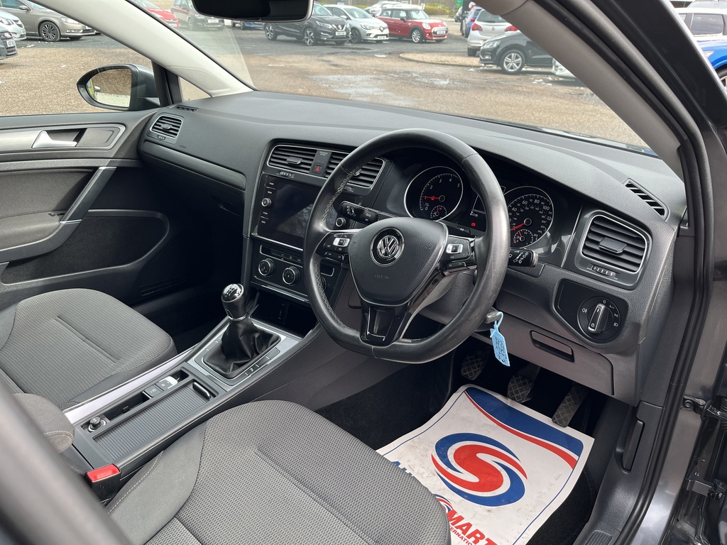 Volkswagen Golf 1.0 Tsi 115 Se Nav YF68EYO Grey #5