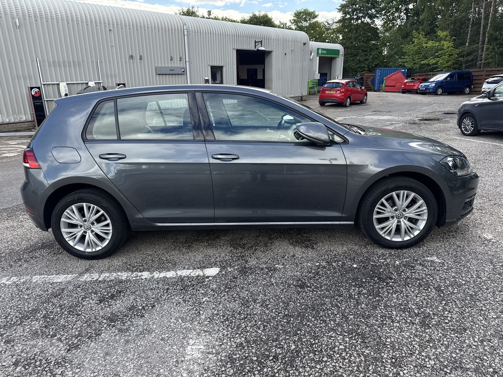 Volkswagen Golf 1.0 Tsi 115 Se Nav YF68EYO Grey #3