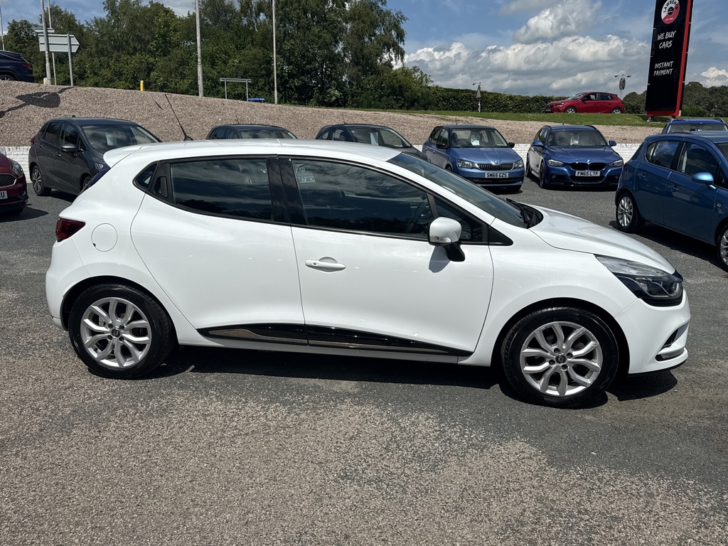 Renault Clio 1.2 16V Dynamique Nav SW17BNX White #3