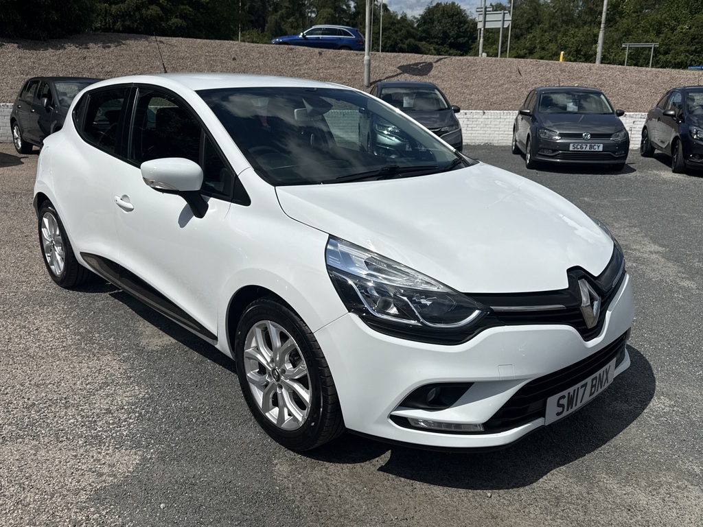 Renault Clio 1.2 16V Dynamique Nav SW17BNX White #2