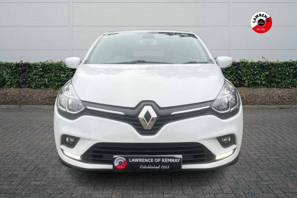 Renault Clio 1.2 16V Dynamique Nav SW17BNX White #6