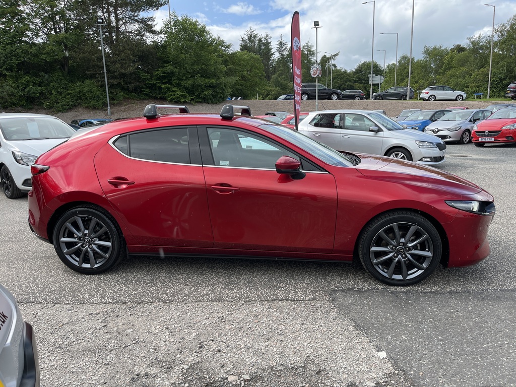 Mazda 3 2.0 E-skyactiv G Mhev Sport Lux Red #3