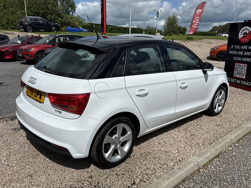 Audi A1 1.4 Tfsi Sport Nav LY18UPW White #4