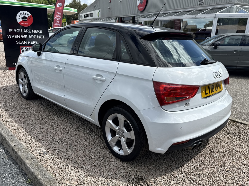 Audi A1 1.4 Tfsi Sport Nav LY18UPW White #6