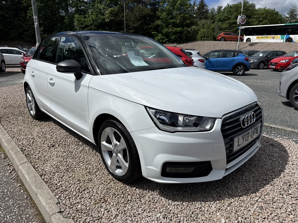 Audi A1 1.4 Tfsi Sport Nav LY18UPW White #2