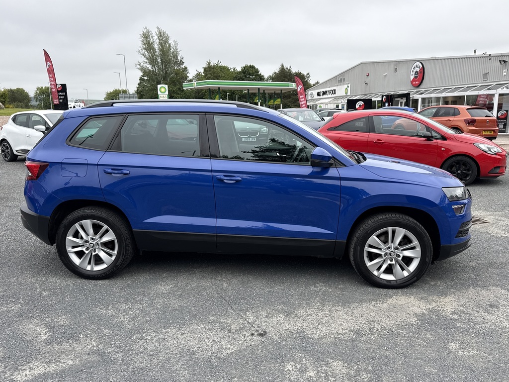 Skoda Karoq 2.0 Tdi Se Technology PN19RZA Blue #3
