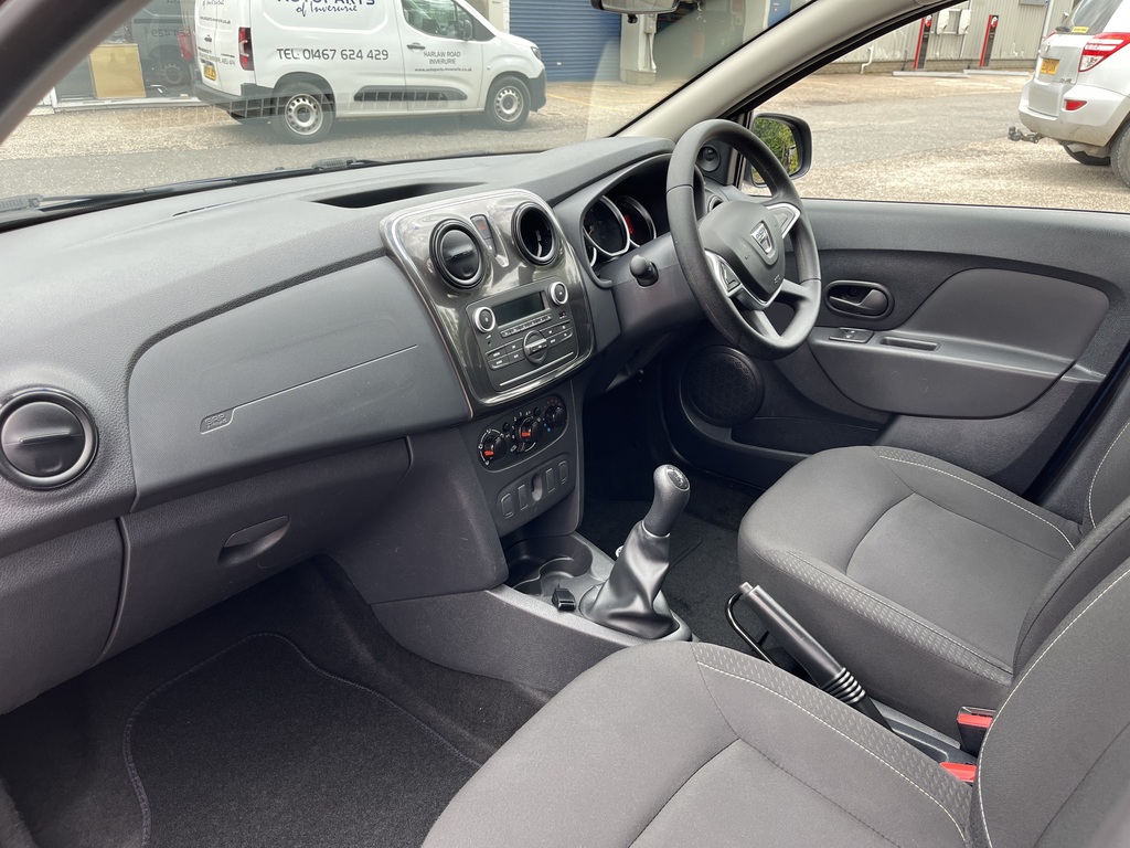 Dacia Sandero 0.9 Tce Essential Blue #6
