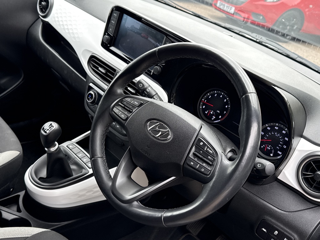 Hyundai I10 1.0 Mpi Premium Brown #3