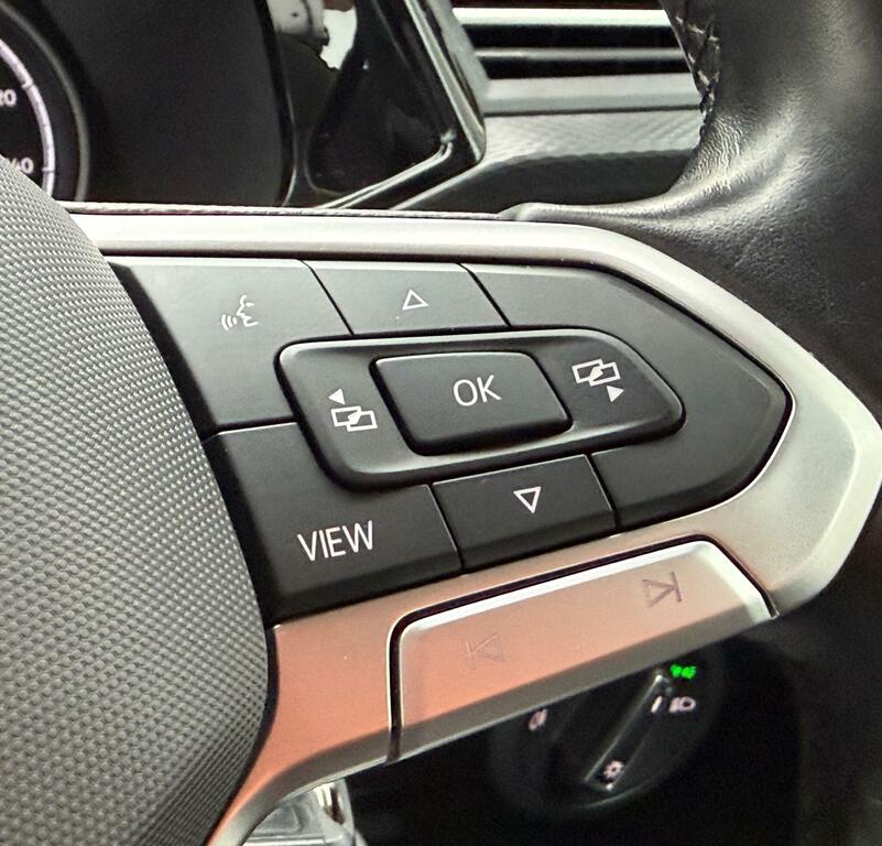 Volkswagen Caravelle Executive Tdi Brown #17