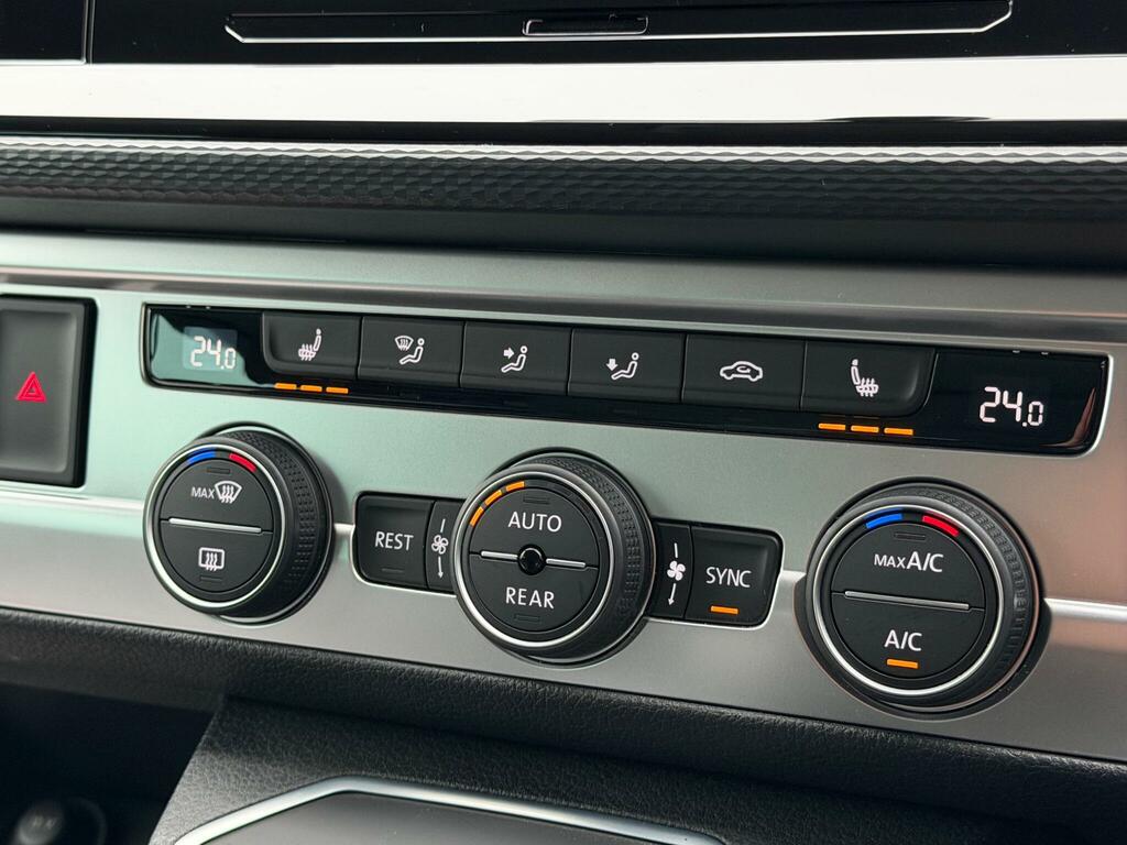Volkswagen Caravelle Executive Tdi Brown #20