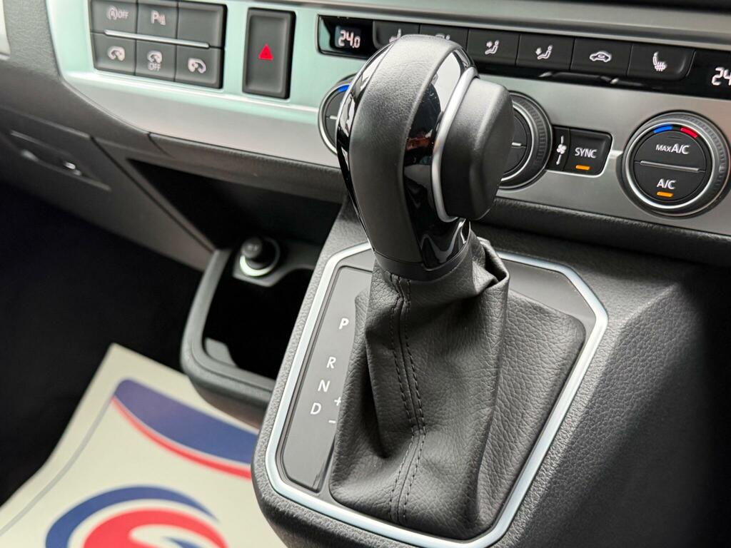 Volkswagen Caravelle Executive Tdi Brown #19