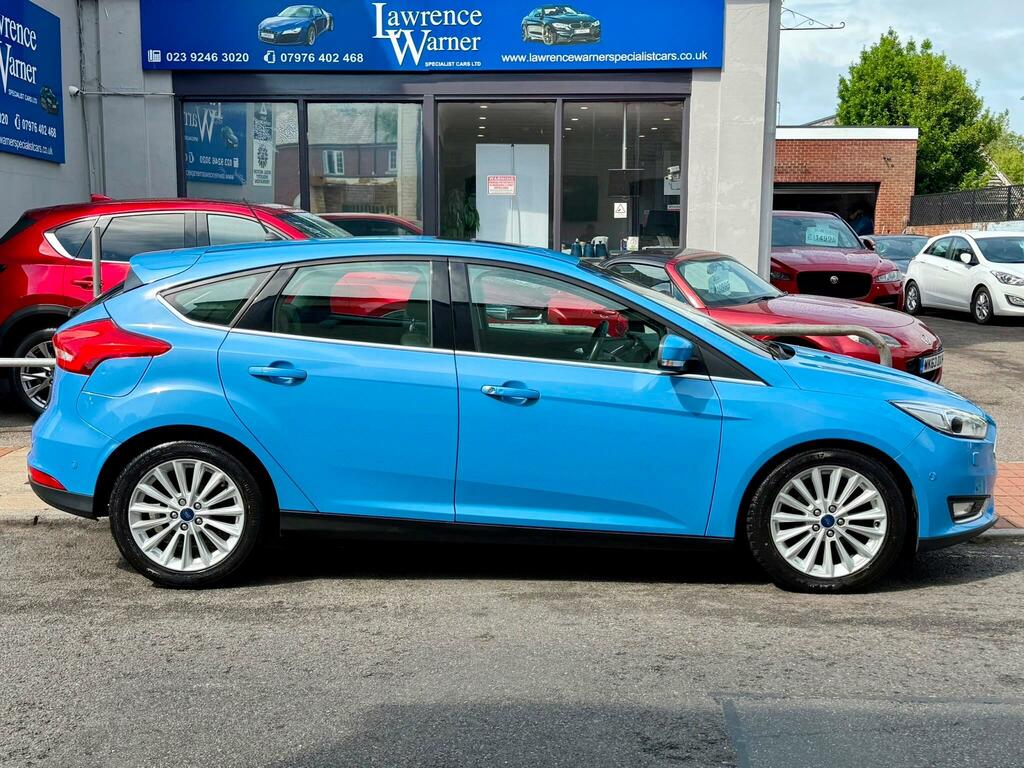 Ford Focus 1.0T Ecoboost Titanium X Euro 6 Ss Blue