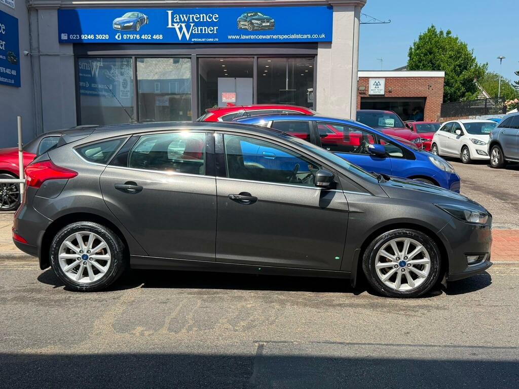 Ford Focus 1.0T Ecoboost Titanium Euro 6 Ss Grey