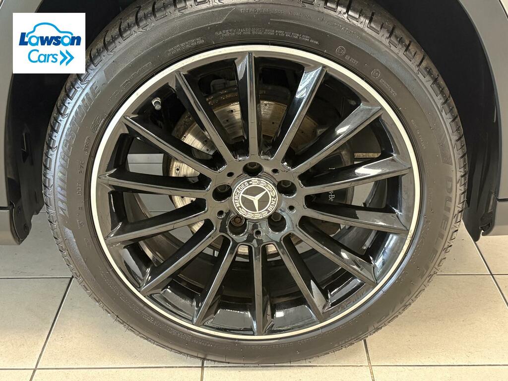 Mercedes-Benz GLA Class Amg Line Edition Grey #3