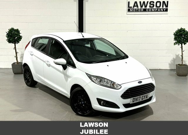 Ford Fiesta 1.0T Ecoboost Zetec Hatchback Eu White