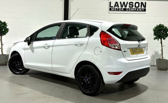 Ford Fiesta 1.0T Ecoboost Zetec Hatchback Eu White #3