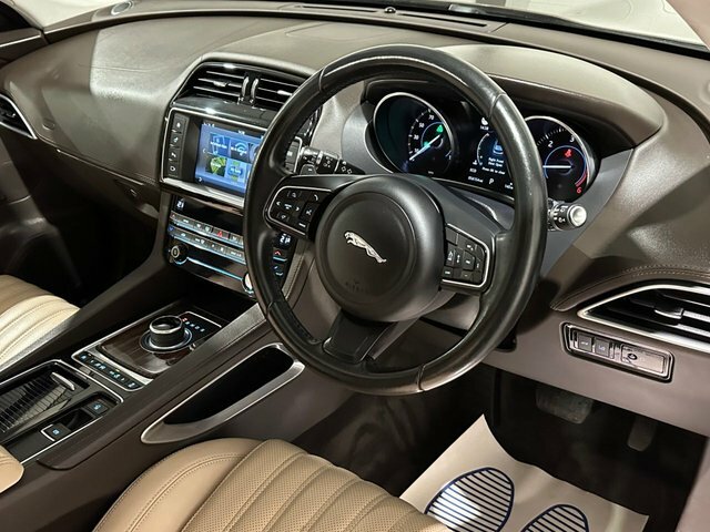 Jaguar F-Pace 2.0 D180 Portfolio Suv Awd Euro 6 Brown #2