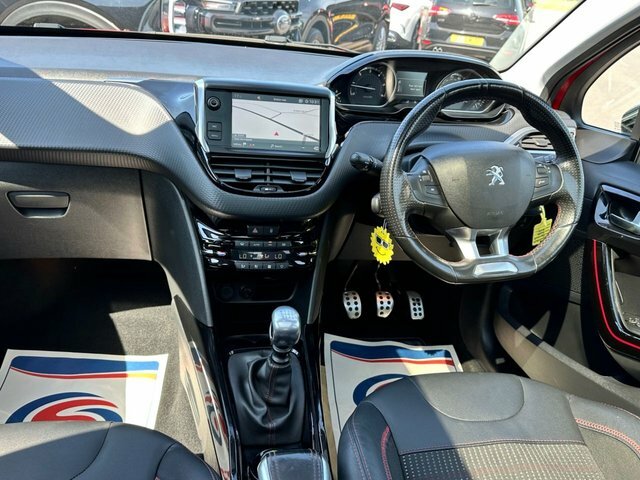 Peugeot 2008 1.6 Bluehdi Gt Line Suv Euro 6 Red #3