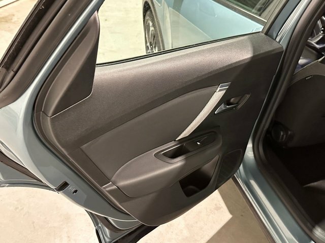 Citroen C4 E-c4 Shine Black #11