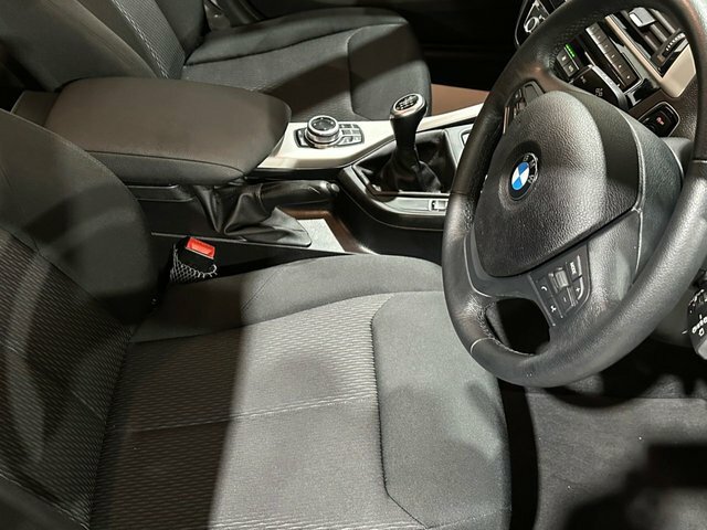 BMW 1 Series 118I 1.5 Sport Nav Step Black #5