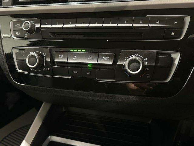 BMW 1 Series 118I 1.5 Sport Nav Step Black #32