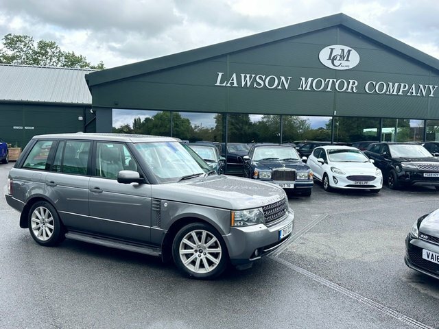 Land Rover Range Rover Suv White #14