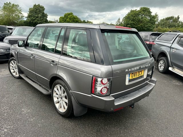 Land Rover Range Rover Suv White #13