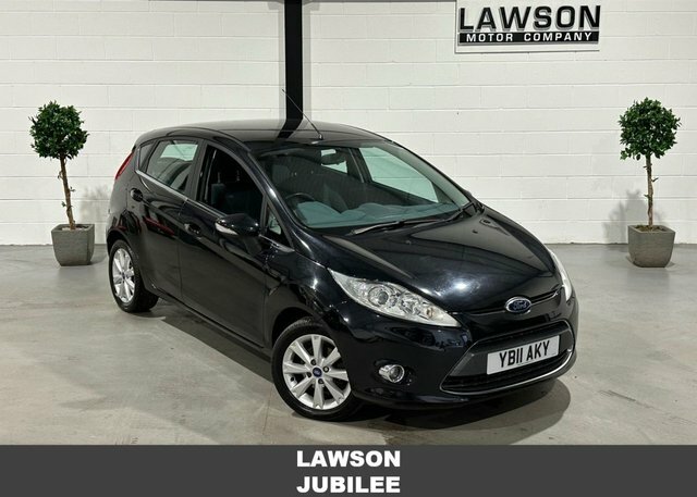 Ford Fiesta 1.25 Zetec Hatchback 129 G Km 8 Black