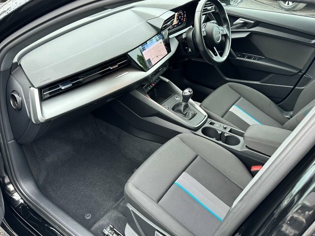 Audi A3 2.0 Tdi 30 Technik Sportback Eur LO21WVV Black #2
