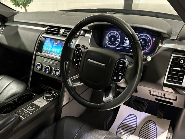 Land Rover Discovery .0 Sd V6 Landmark Edition Suv 4Wd Black #2