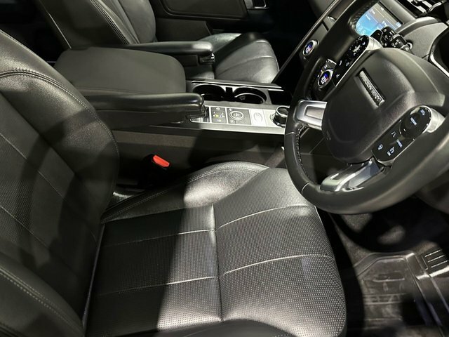 Land Rover Discovery .0 Sd V6 Landmark Edition Suv 4Wd Black #6