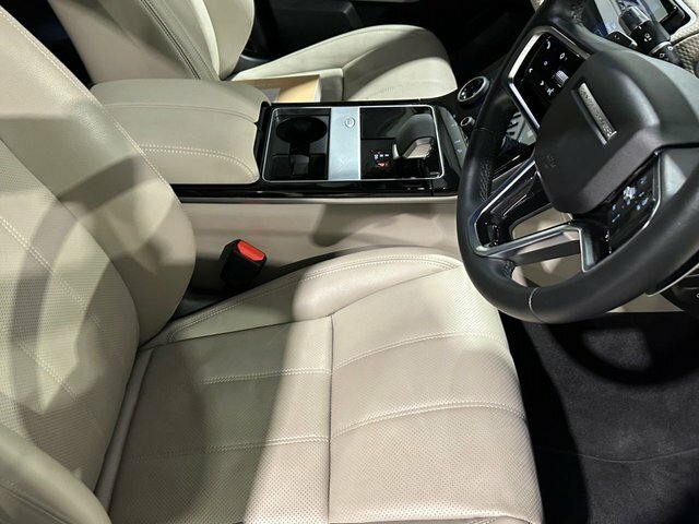Land Rover Range Rover Velar 2.0 D200 Mhev R-dynamic Se Suv 4Wd Black #6