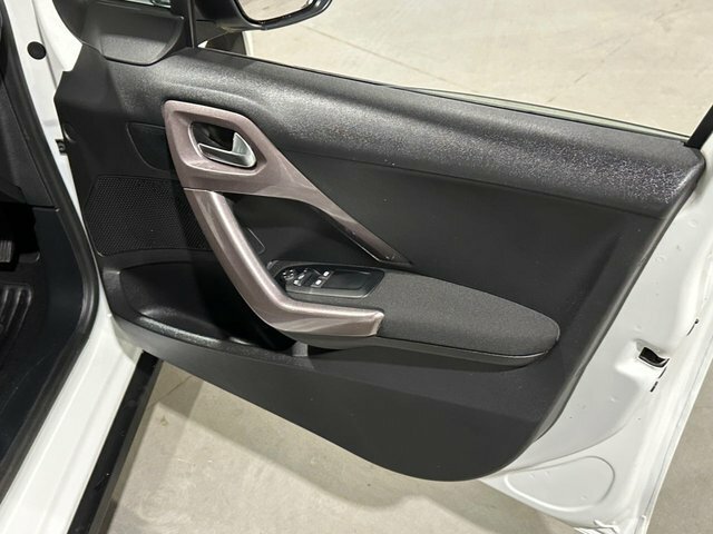 Peugeot 2008 Suv Grey #15