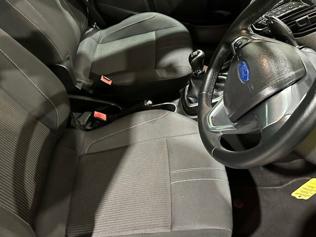 Ford B-Max 1.0T Ecoboost Zetec Red Edition Mpv Man Red #3