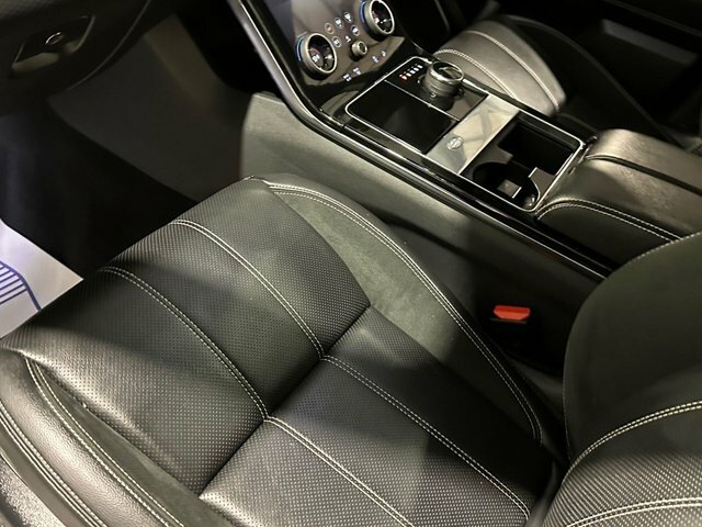Land Rover Range Rover Velar R-dynamic Se Black #13