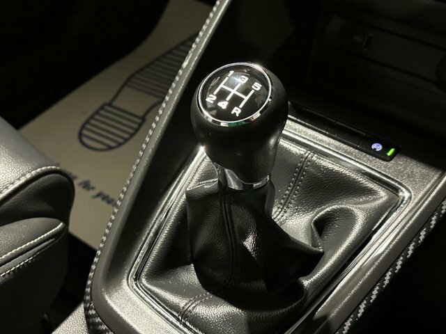 MG ZS Excite Black #29