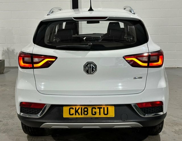 MG ZS Excite Black #21