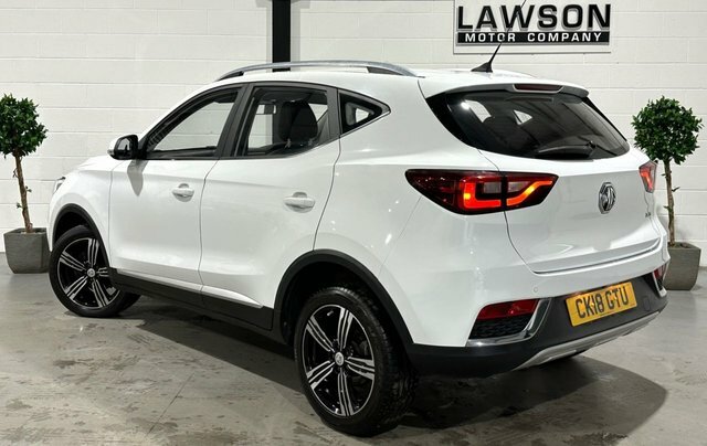 MG ZS Excite Black #25