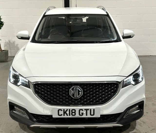 MG ZS Excite Black #18