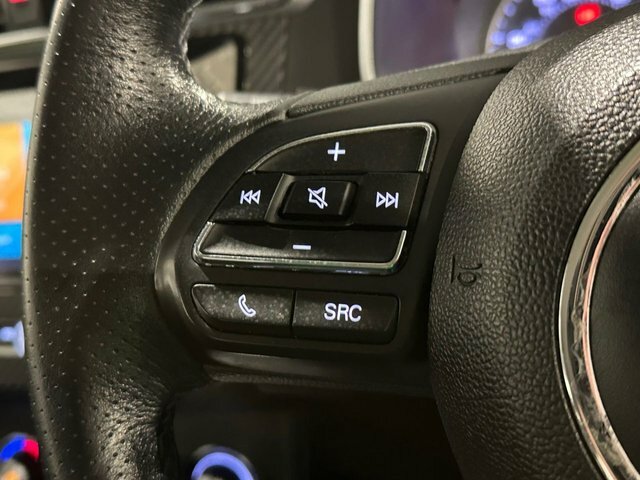 MG ZS Excite Black #34