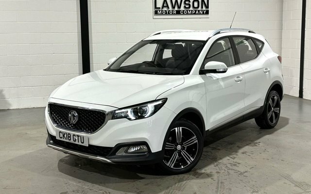 MG ZS Excite Black #26