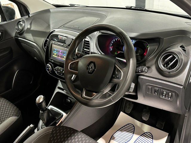 Renault Captur 0.9 Tce Energy Dynamique Nav Suv Grey #2