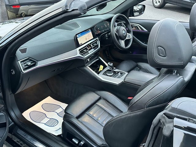 BMW 4 Series 2.0 420D Mht M Sport Convertible Hybrid Black #2