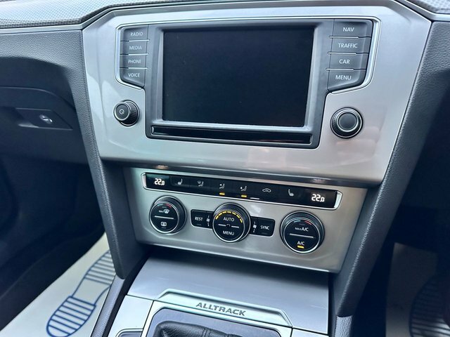 Volkswagen Passat Alltrack 2.0 Tdi Bluemotion Tech Blue #9