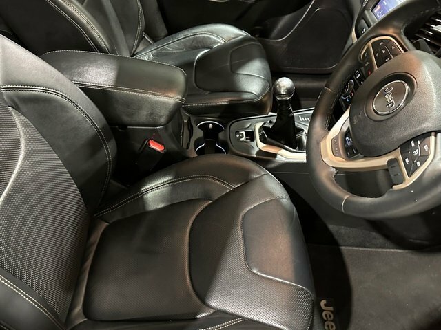 Jeep Cherokee Crd Limited U1758 Black #16
